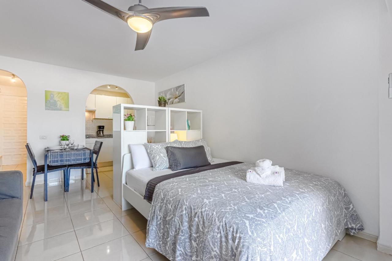 Fantastic Large Studio In Front Of Beach Heated Pool Wifi 아로나 외부 사진