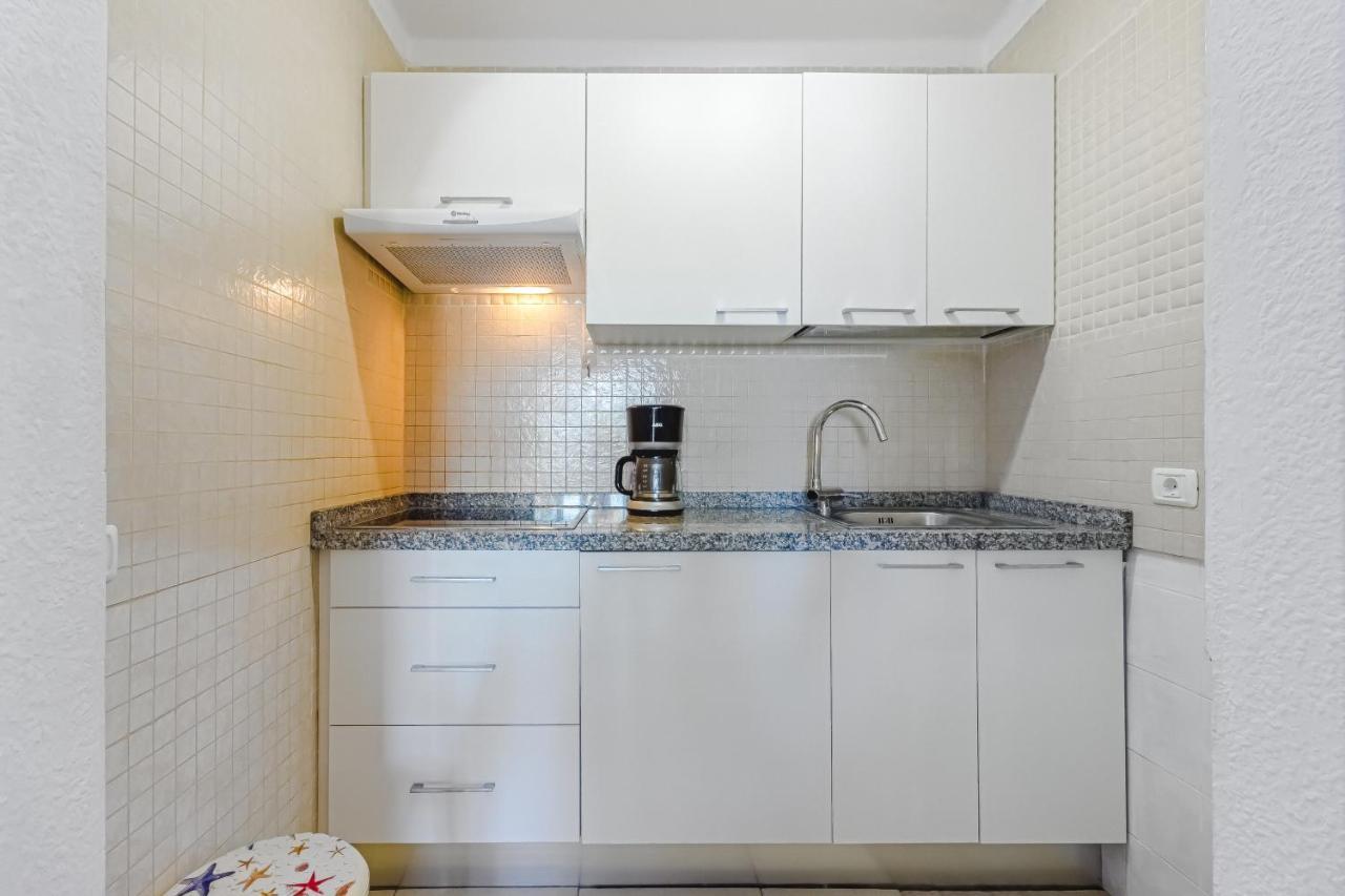 Fantastic Large Studio In Front Of Beach Heated Pool Wifi 아로나 외부 사진