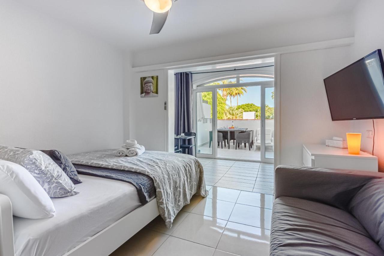 Fantastic Large Studio In Front Of Beach Heated Pool Wifi 아로나 외부 사진