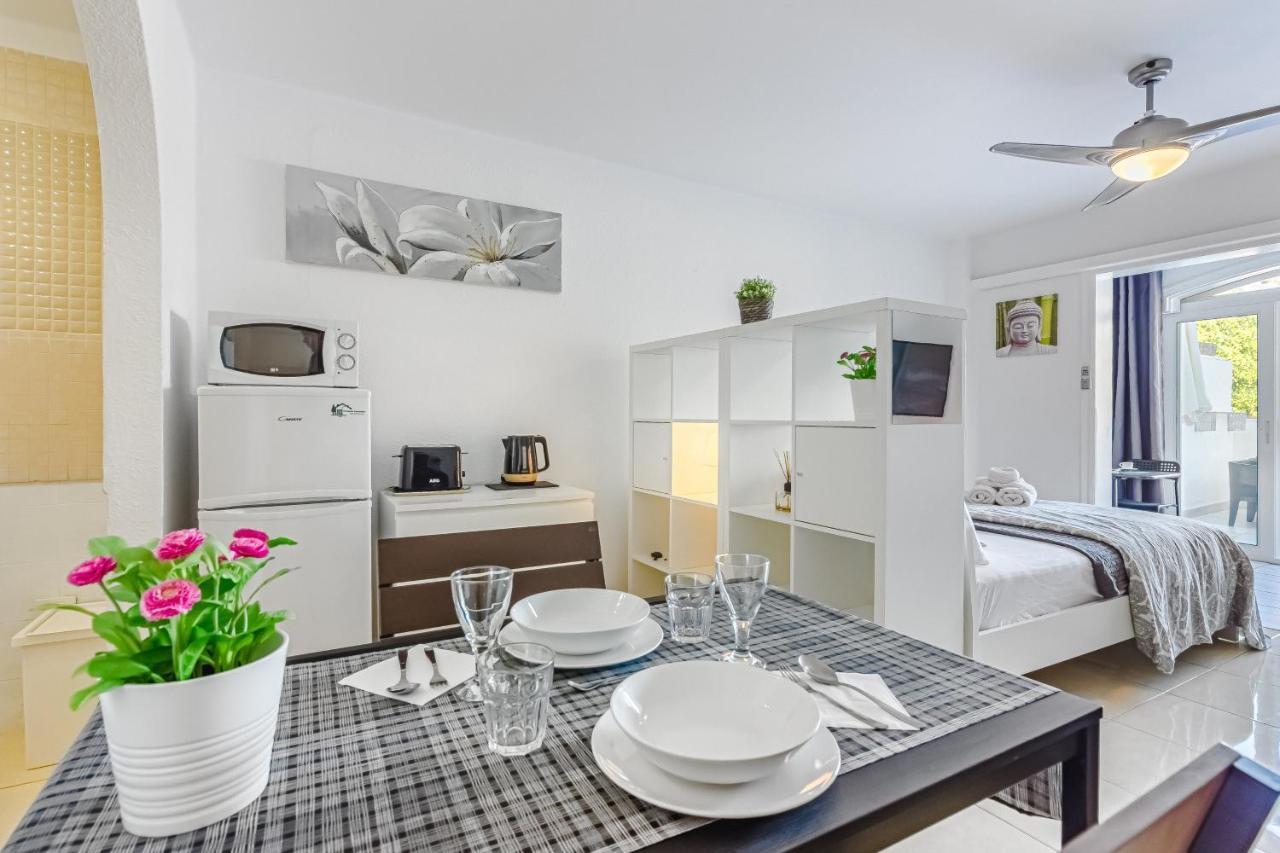 Fantastic Large Studio In Front Of Beach Heated Pool Wifi 아로나 외부 사진