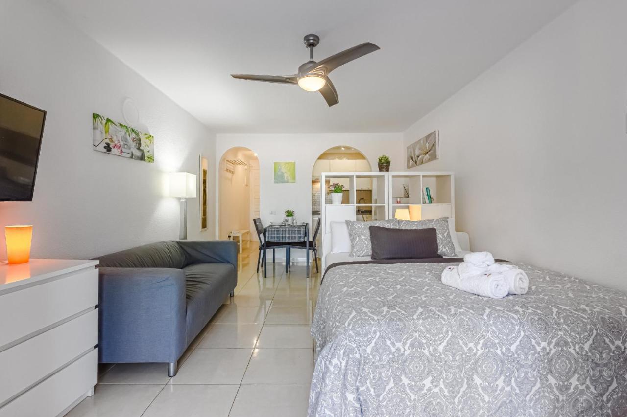 Fantastic Large Studio In Front Of Beach Heated Pool Wifi 아로나 외부 사진