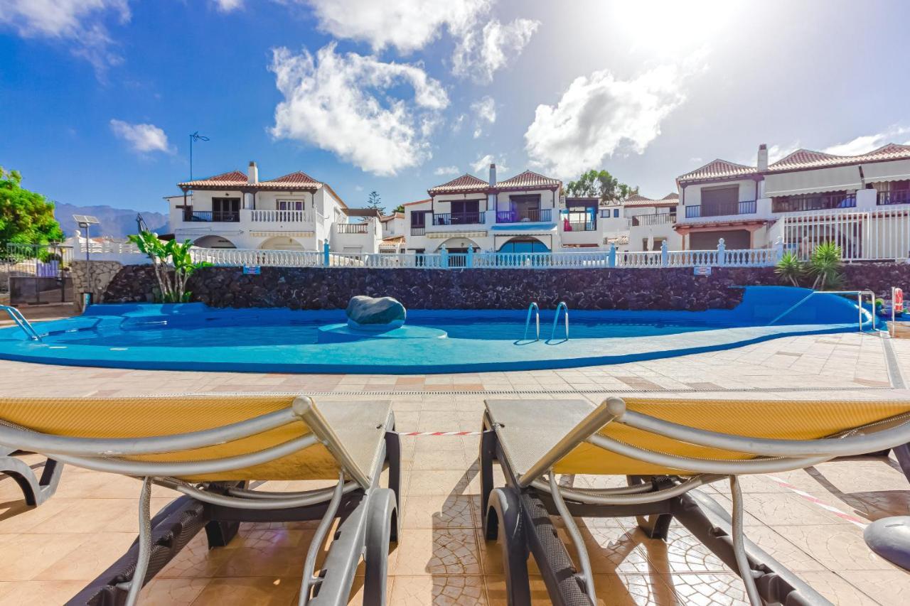 Fantastic Large Studio In Front Of Beach Heated Pool Wifi 아로나 외부 사진